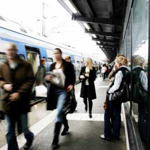 Swedish use public transport