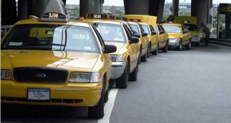 Yellow Taxi queue at taxi stand