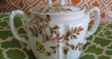 Porcelain sugar bowl exemplifies reusable packaging